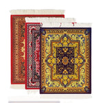 tapis rouge noir bleu beige ornements floraux motifs géométriques classique non glissant adhésif souris
