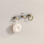 porte sacs mural moderne fixations vis texture bois naturel blanc minimaliste