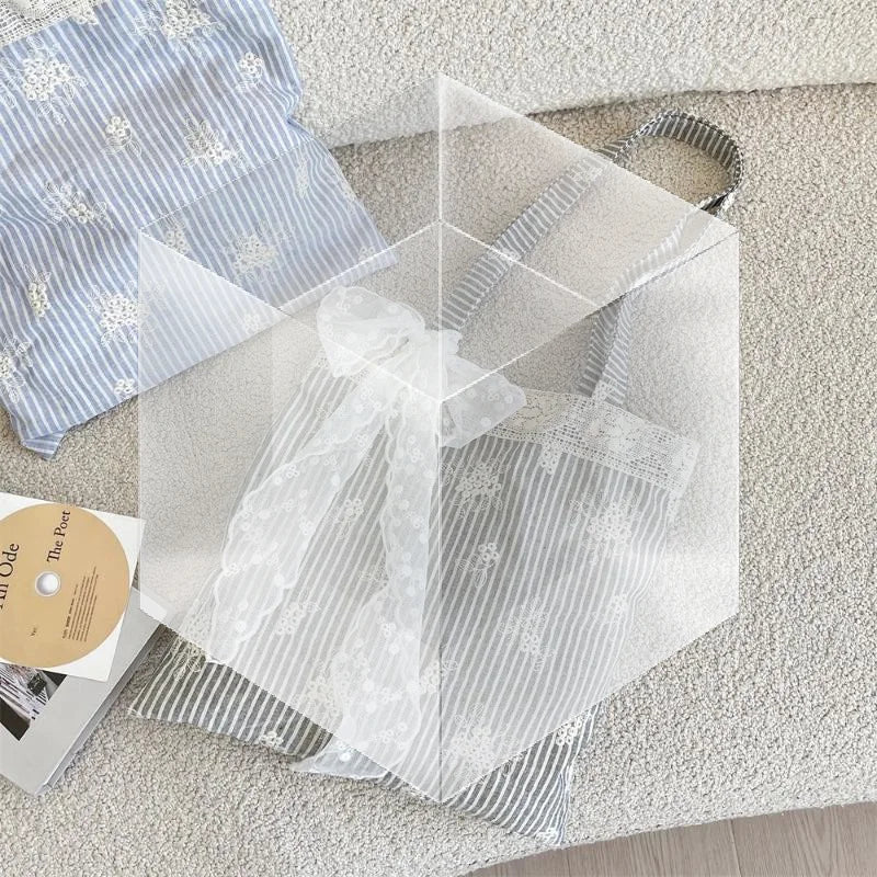 sac main gris clair rayures horizontales dentelle blanche moderne féminin polyestère poignéesversible capacité grande
