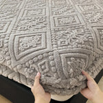 housse matelas jacquard motif géométrique gris clair élégante polyester élastique antidérapante adultes lit