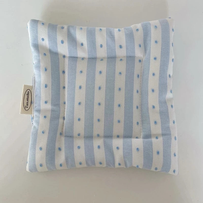 protector cushions pattern checkerboard colors violet rose white blue red green yellow