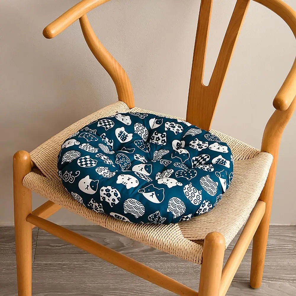 coussin chaise rond moderne couleurs bleu marine blanc vert beige noir motifs géométriques feuilles