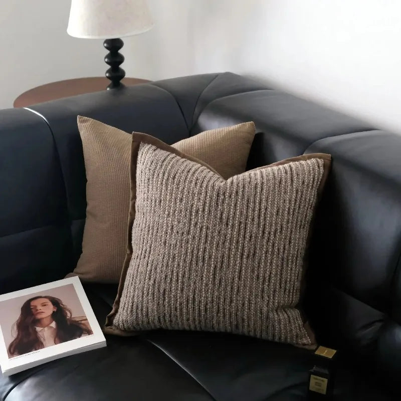 coussin carré moderne marron clair brodé polyester texture tissée nordique décoration intérieure fixations decoration