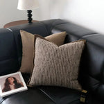 coussin carré moderne marron clair brodé polyester texture tissée nordique décoration intérieure fixations decoration