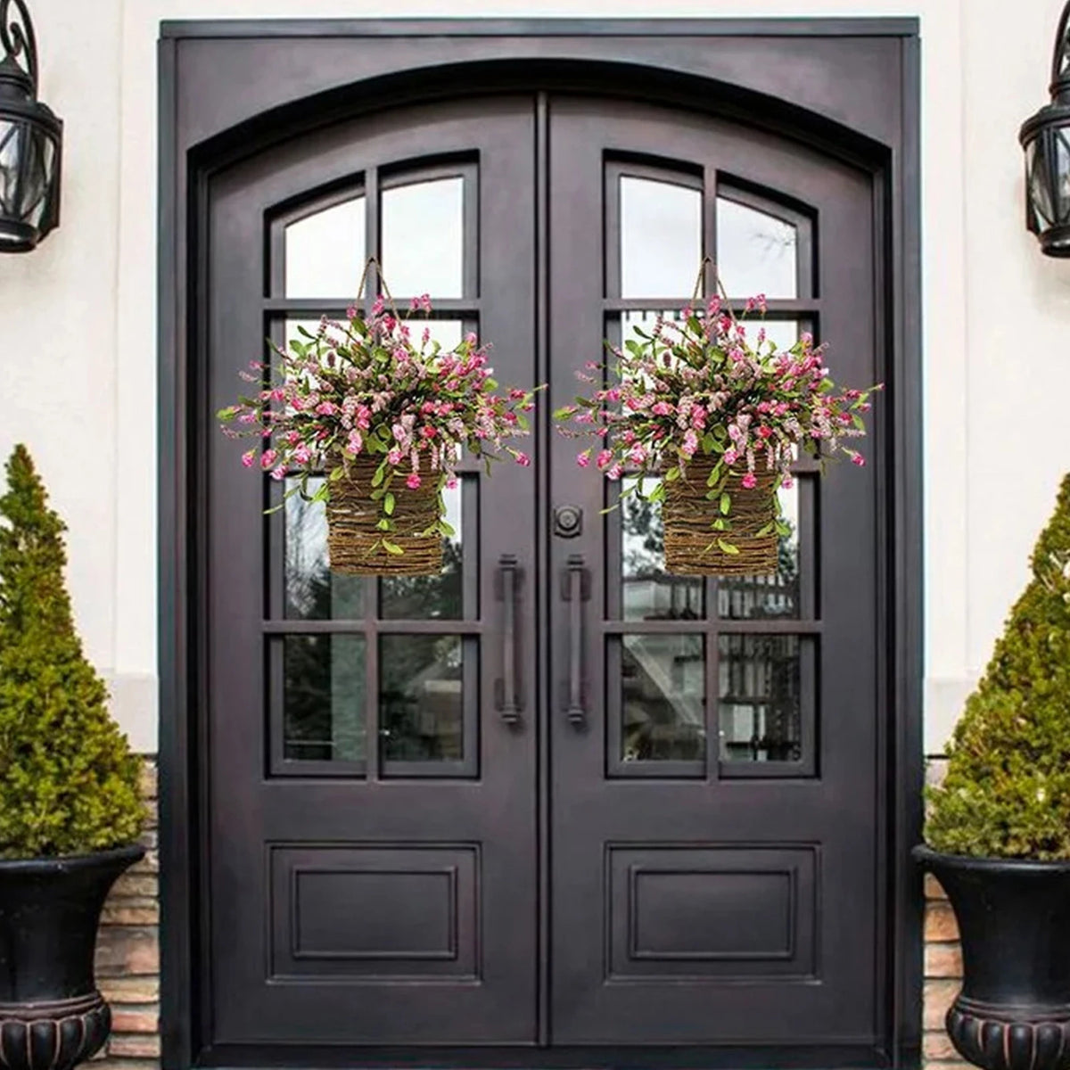 panier suspendu fleurs artificielles tressage fleur lavande rose vintage décoration entrée rustique contemporain chambre