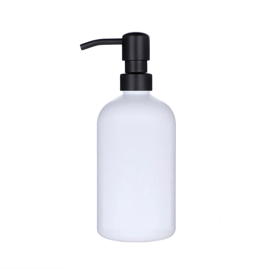 bouteilles shampooing après shampoing gel douche rechargeables transparentes marron noir blanches modernes pompes pression