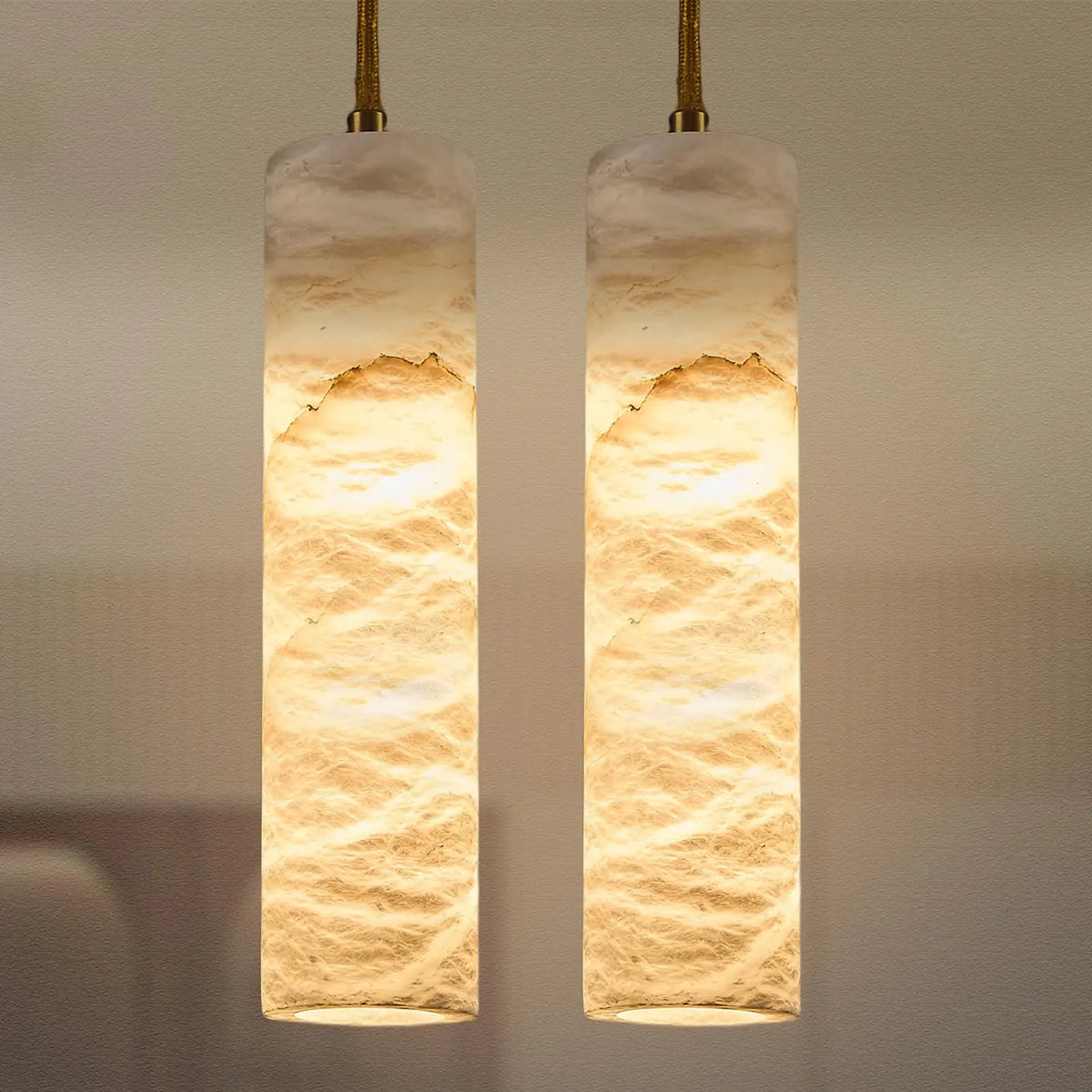 Suspension lumineuse marbrée moderne blanc beige marron clair pince câble doré