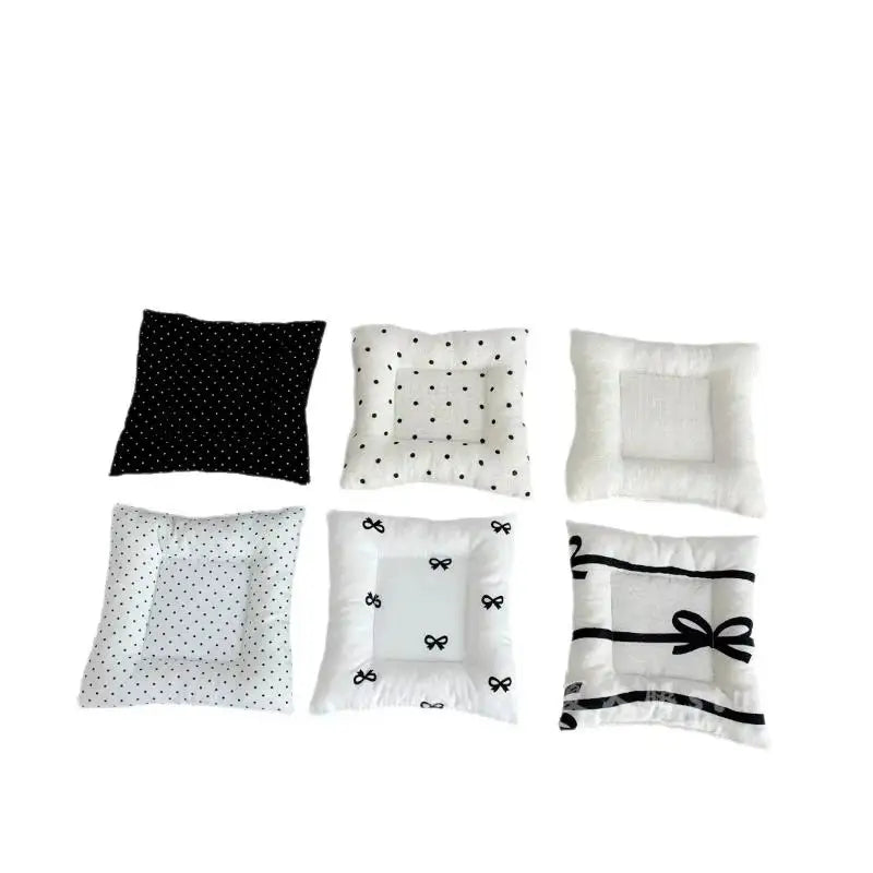 coussin protection blanc noir points noeuds chic moderne