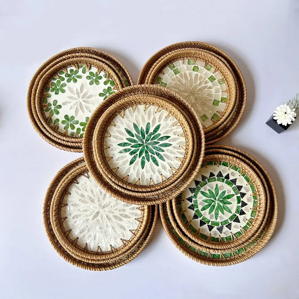 assiettes decoratives boho mosaïque coquillages naturel artisanal floral table mur decoration