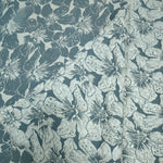 tissu polyester brocart fleurs relief bleu marine rose clair beige gris rouge jaune doré