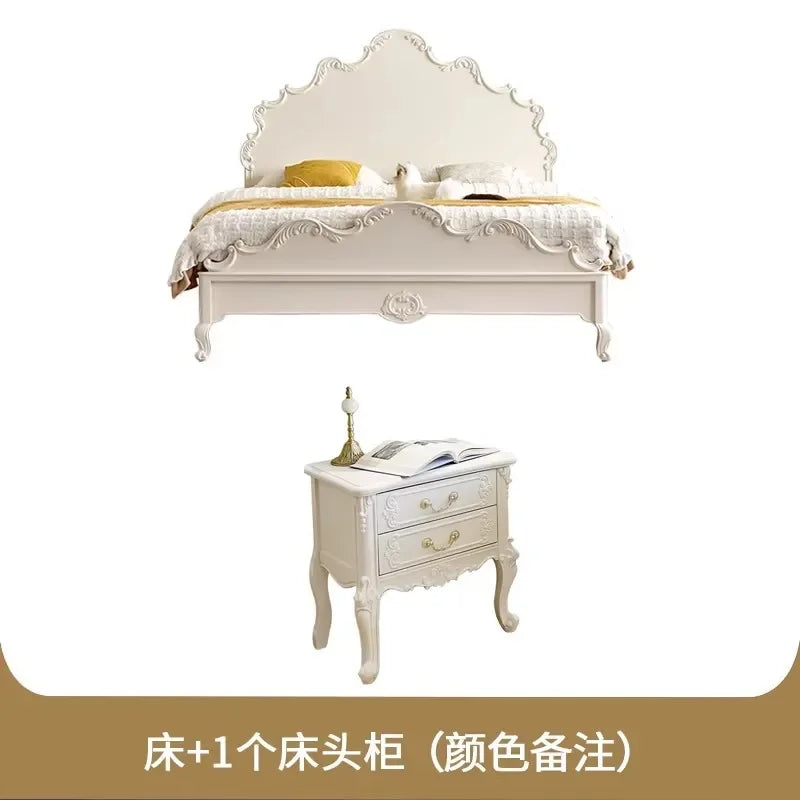 lit blanc classique ornements sculptés motifs floraux tête lit chevet coussins draps oreillers tapis