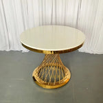 table moderne élégante or blanc verre transparent structure métal doré geometrique haute qualité durable
