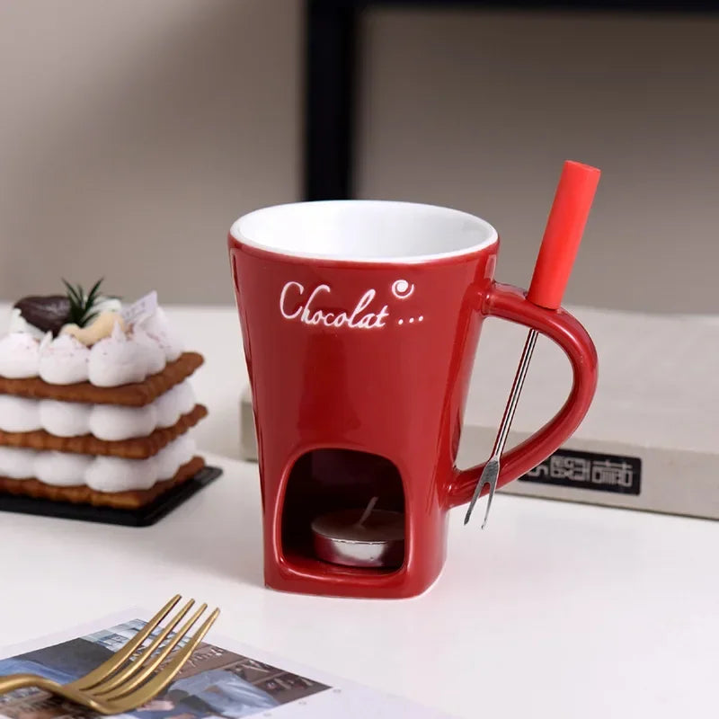 bouilloire chocolat céramique moderne cuillère bois bougie rouge noir blanc