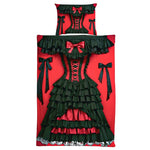 ensemble literie drap housse couette taies oreillers rouge noir gris clair motifs volants rubans
