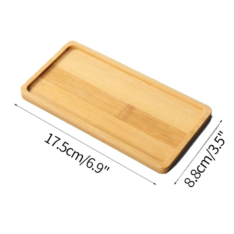 plateau rangement bois moderne assiettes tasses naturel motifs animaux minimaliste écologique