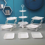support gâteaux anniversaire blanc dentelle motifs floraux classique vintage niveaux assiettes carrées