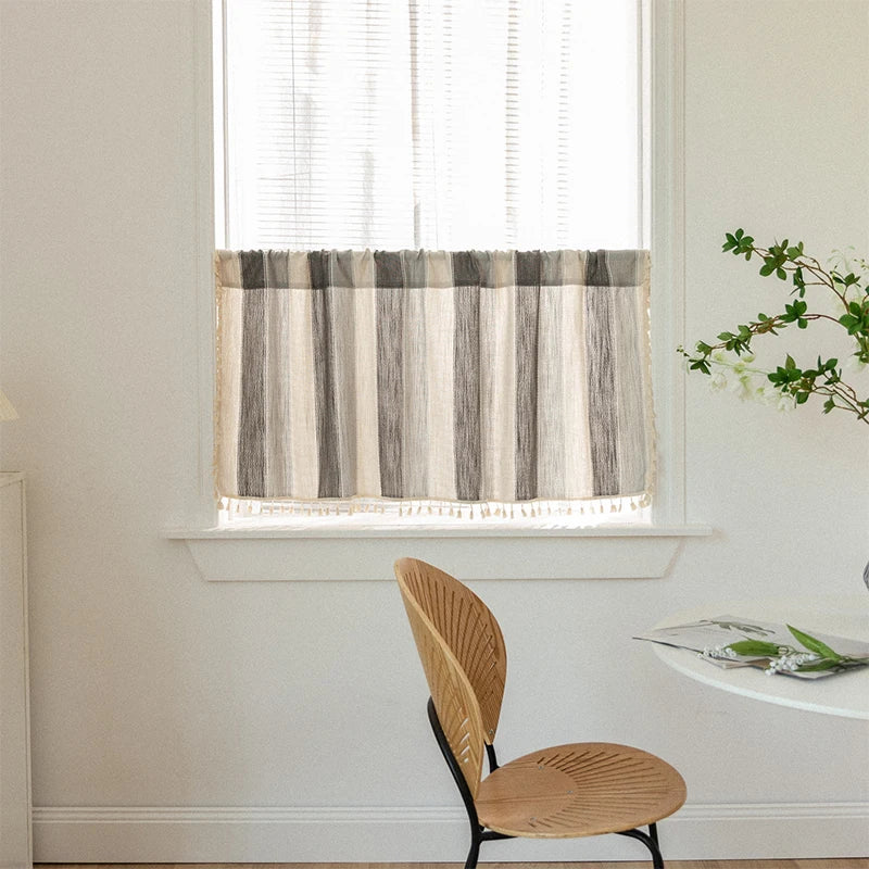 Rideau half rayés semi transparent bohème franges finition lin aspect texturé chambre