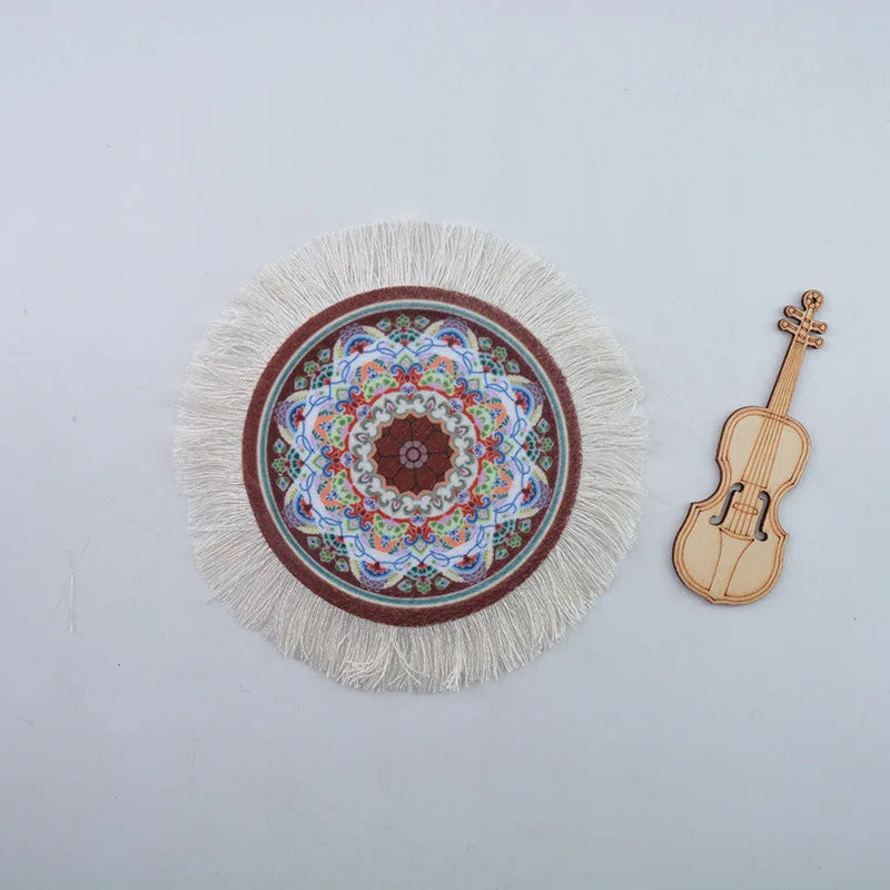 serviettes table multicolores mandala franges blanches ethnique boho chic violon miniature bois