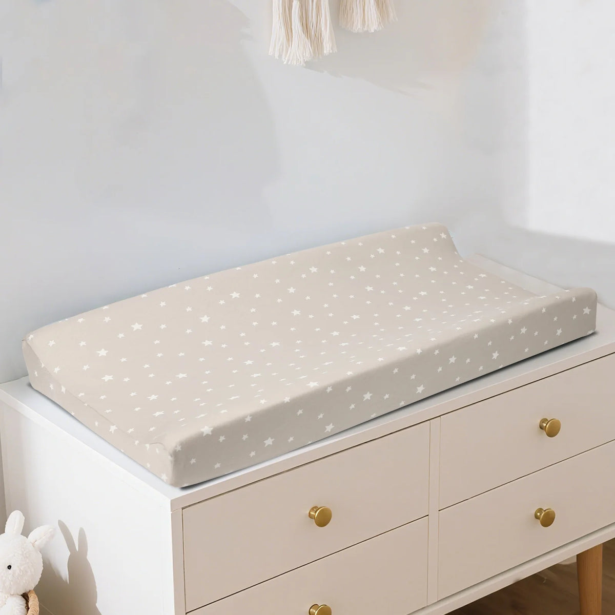 tapis changement bébé gris clair coeurs arc ciel cygnes élastiques moderne doux rose pâle