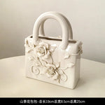 vase decoratif blanc roses relief porcelaine classique tasse bol plat boite rond coeur carreeDecoration