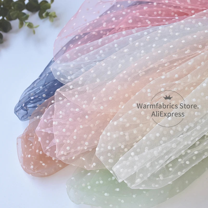 tulle rose blanches bleu vert beige translucide decoratif tissu maille
