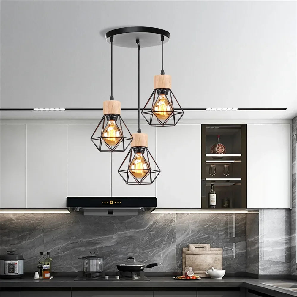 suspension lumineuse industrielle cage métal finition bois naturel ampoule filament noir moderne