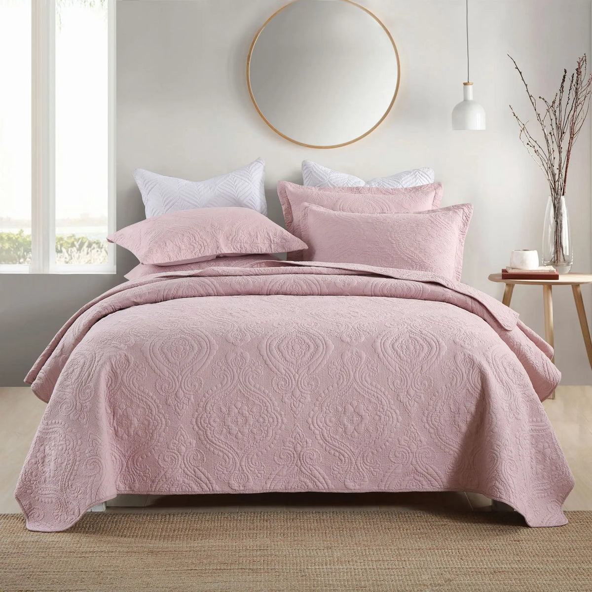 couette coton brodée motif floral blanc oreillers fixés classique ensemble lit