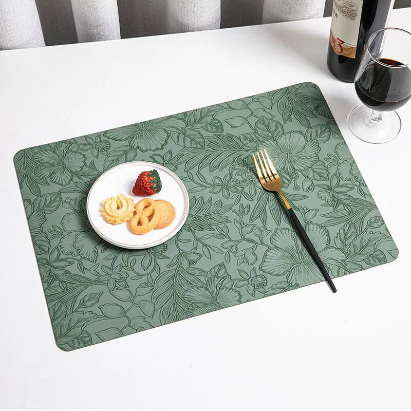 Set de table en cuir imperméable noir dans un intérieur moderne