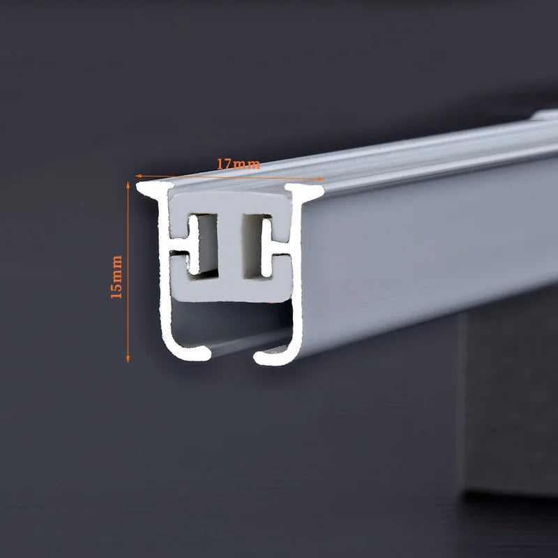 Rail double tringle pour rideaux, design discret et élégant