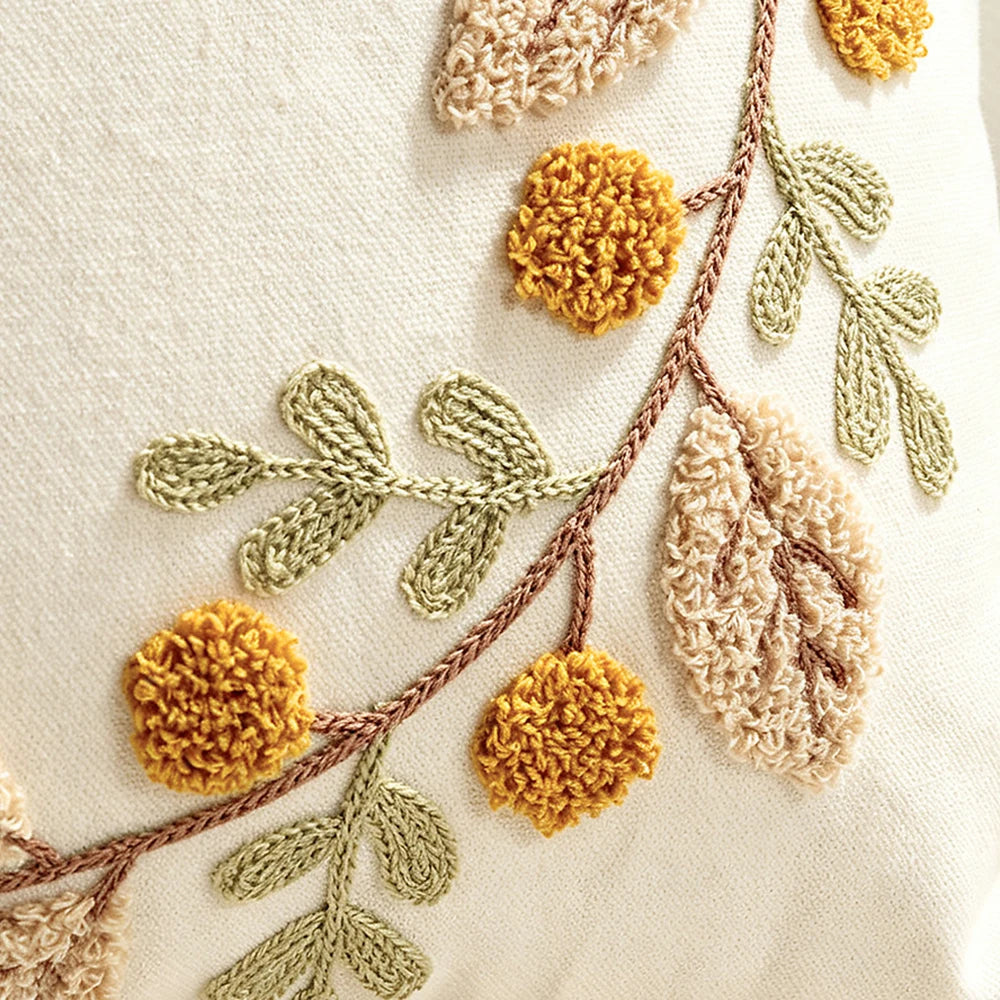 coussin beige motif floral traditionnel feuilles automne doré sans rembourrage décoration maison sofa lit