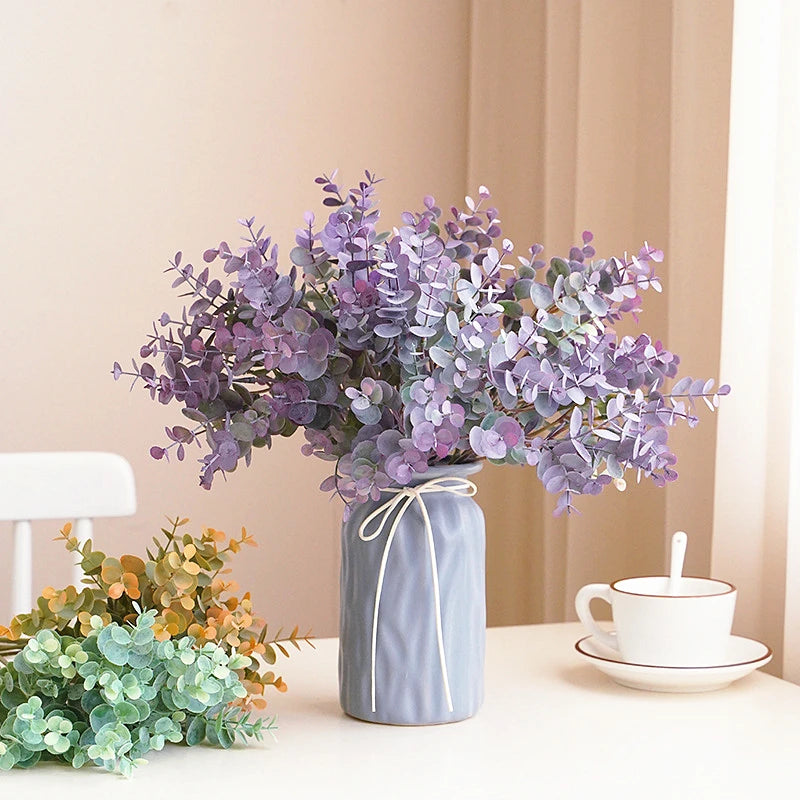 Bouquet artificiel eucalyptus violet vert feuilles ovales brillantes naturel extérieur décoration maison mariage