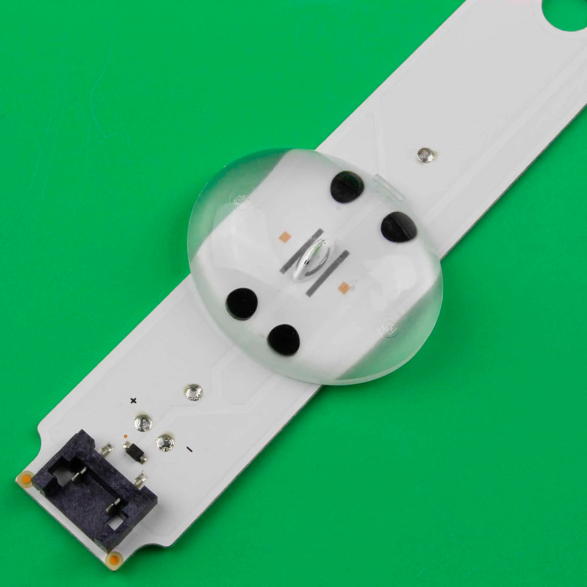 ruban led blanc adhésif moderne ampoules led éclairage industriel aluminium certifications flux lumineux