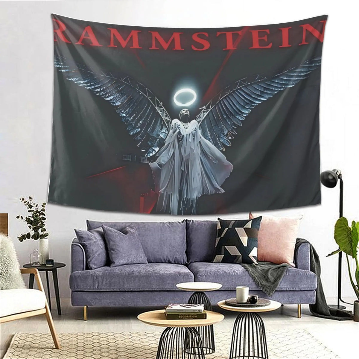 tapisserie ange RAMMSTEIN noir rouge contemporain living room decoration fond gris blanc