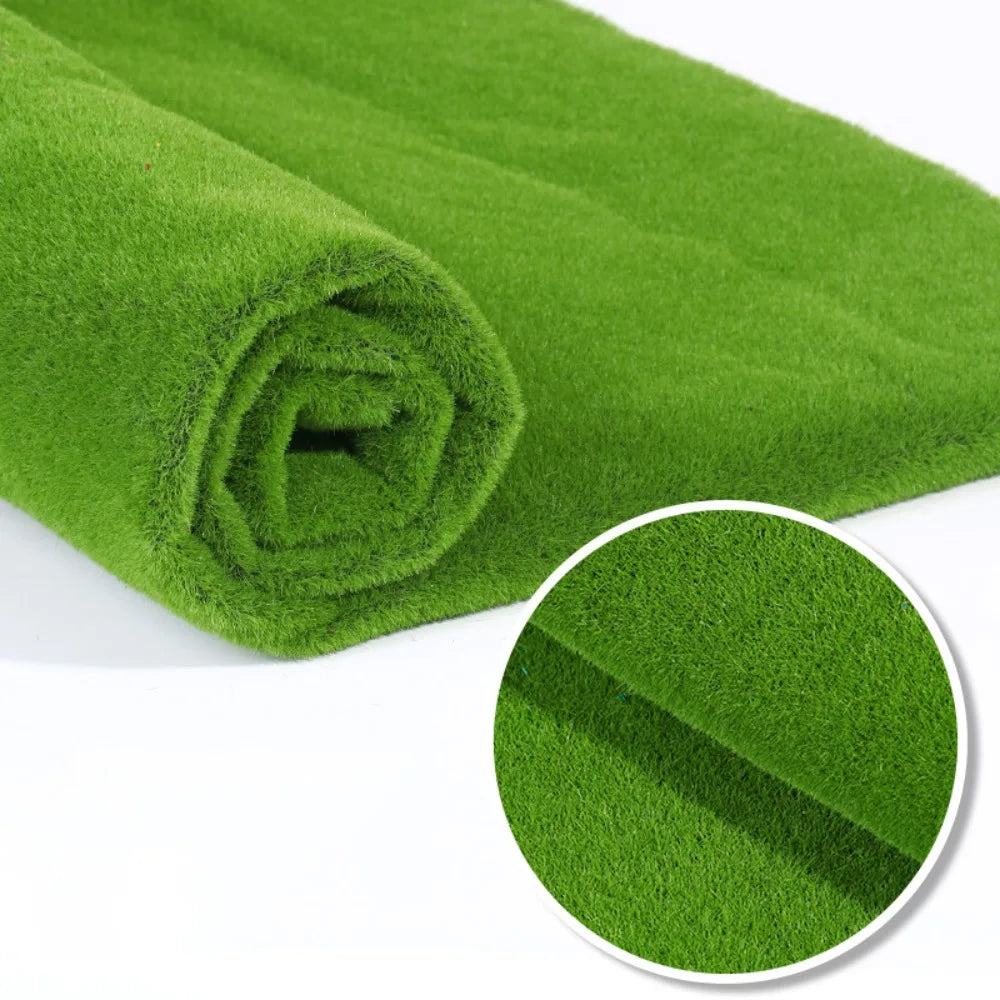 tapis artificiel herbe pelucheux vert moderne décoration extérieure sans entretien durable réaliste