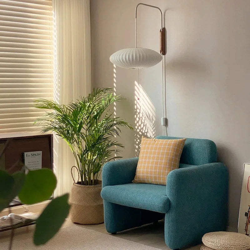 lampe murale moderne blanc rayures horizontales fixation câble interrupteur éclairage quotidien