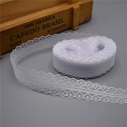ruban dentelle fine bordure ajourée couture mariage décoration tissu décoratif bricolage couture