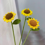 bouquet fleurs artificielles jaune marron vert crochetées décoration intérieure maison anniversaire mariage