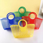 panier bleu vert moderne poignées utilisations multiples empilable plastique rouge jaune grille mailles opacité