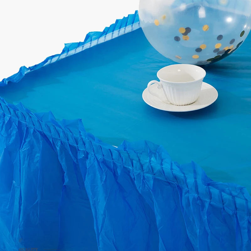 jupe table imperméable bleu clair rose bleu translucide plissée festive adhésive ruban adhésif
