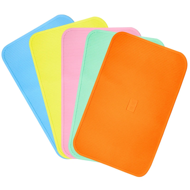 tapis toilettage animal compagnie bleu vert orange rose moderne imperméable 39x56cm 41x69cm horizontal