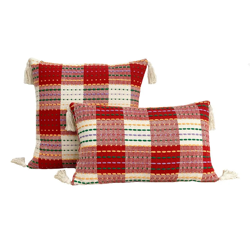 housses coussins carrées jacquard géométriques coton linge adhésives boho chic rouges blanches vertes maison