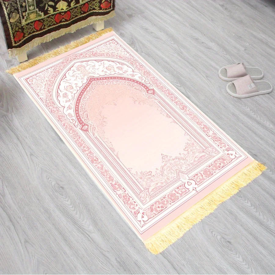 tapis rose clair ornements floraux arches décoratives classique résistant décoloration usage intérieur extérieur