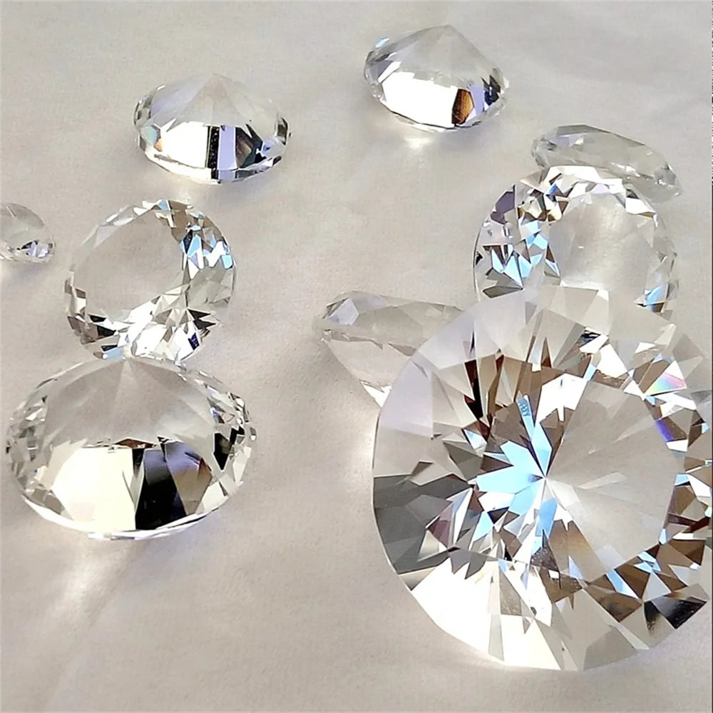 presse papier diamant artificiel multicolore facettes brillantes support métallique moderne décoration occasion fête anniversaire