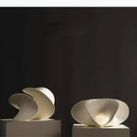 lampe table contemporaine blanc minimaliste base plate moderne fluides