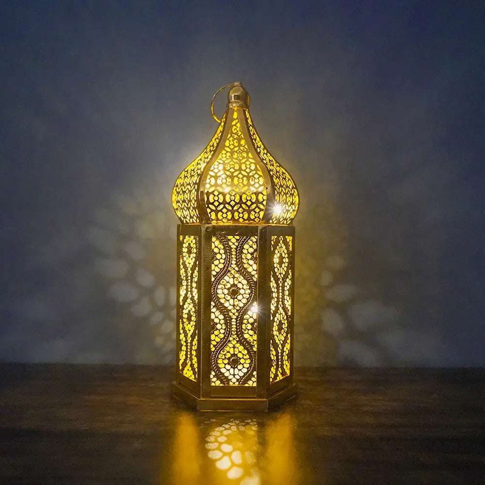lanternes métal or ajourées marocain oriental décoration intérieur extérieur anneaux accrochage eïd festive
