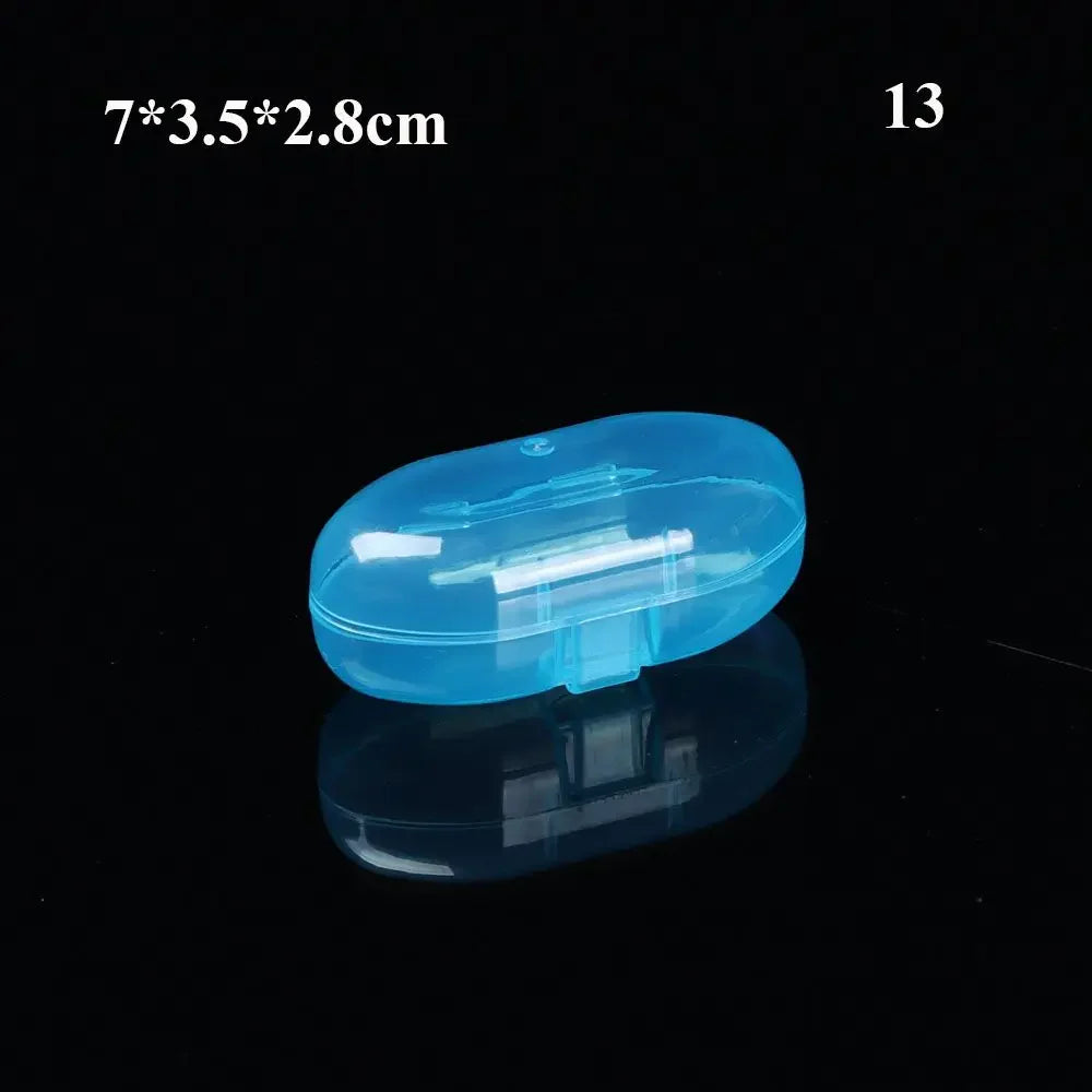 boîtes rangement pilules transparentes compartiments barres verticales horizontales modernes pratiques