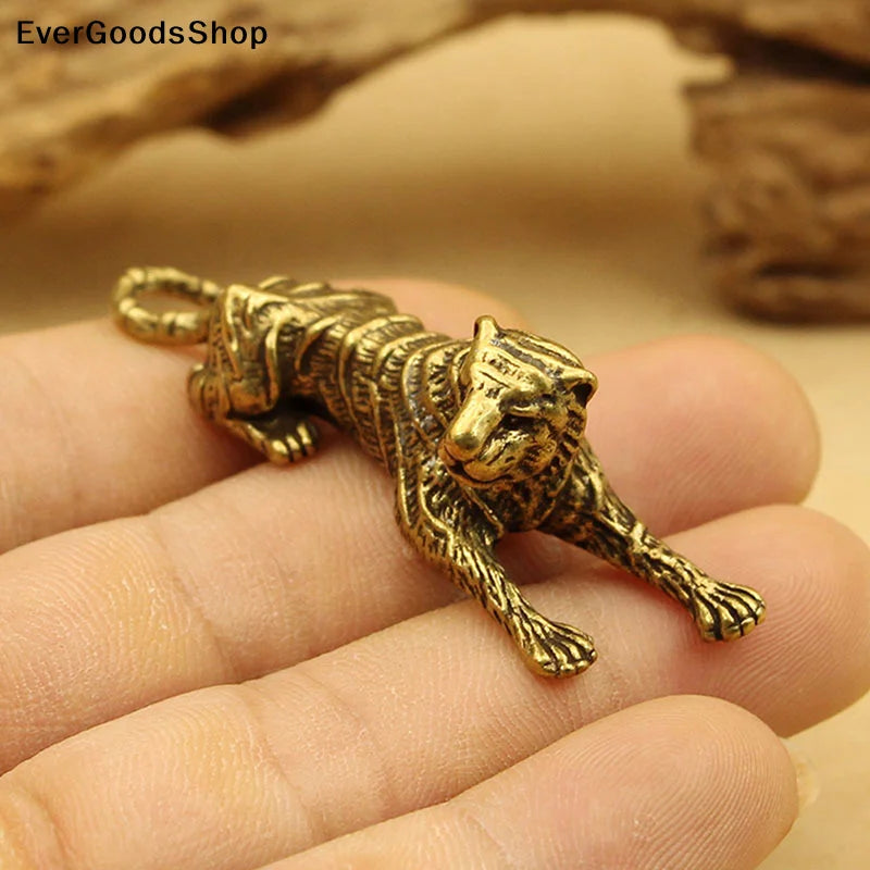 figurine tigre métal doré animalier décoratif stripes texture antique miniature maison