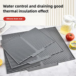 tapis drainage silicone gris moderne rayures diagonales antidérapant respectueux environnementuisine