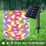 Guirlande solaire avec perles LED sur une terrasse
