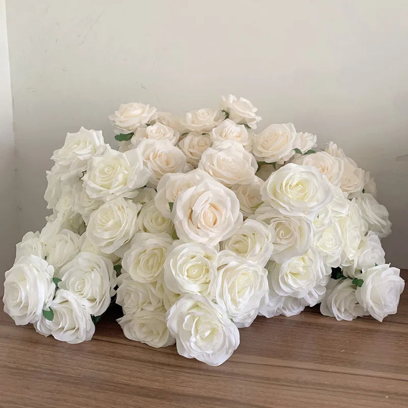 bouquet roses artificielles blanc décoration intérieure classique mariage anniversaire baby shower